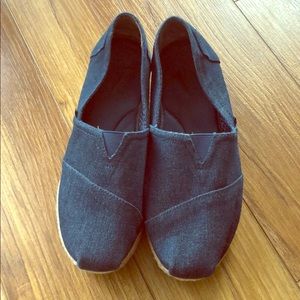 Bob’s denim platform